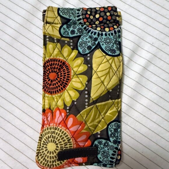 Vera Bradley Quilted Floral Eye Sun Glass Case - Picture 1 of 1